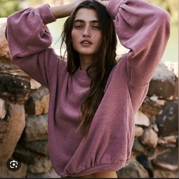 FREE PEOPLE / BEACH HAPPY PULL OVER - Picture 2 of 7